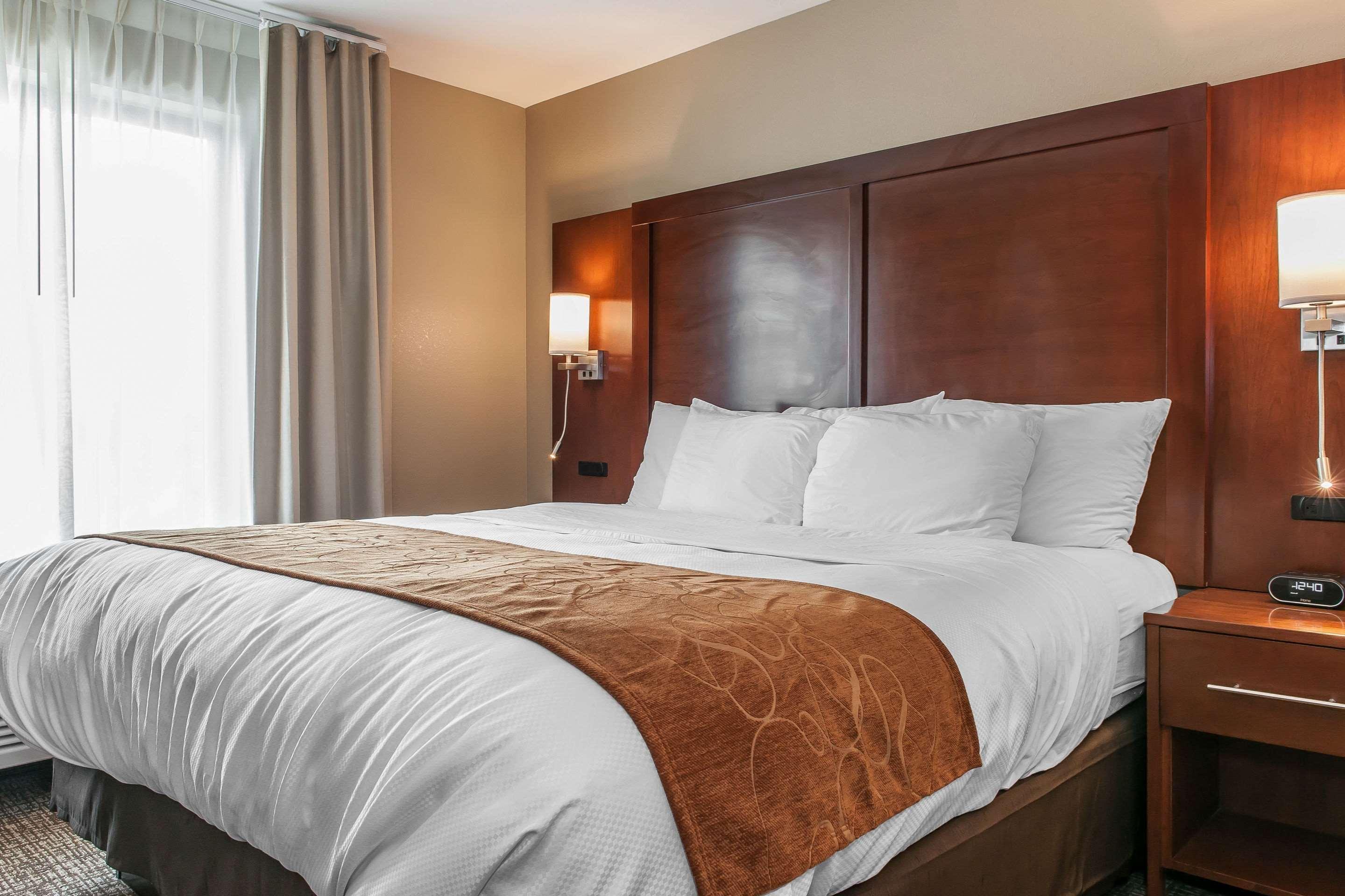 Comfort Suites Rensselaer Near Fair Oaks Kültér fotó