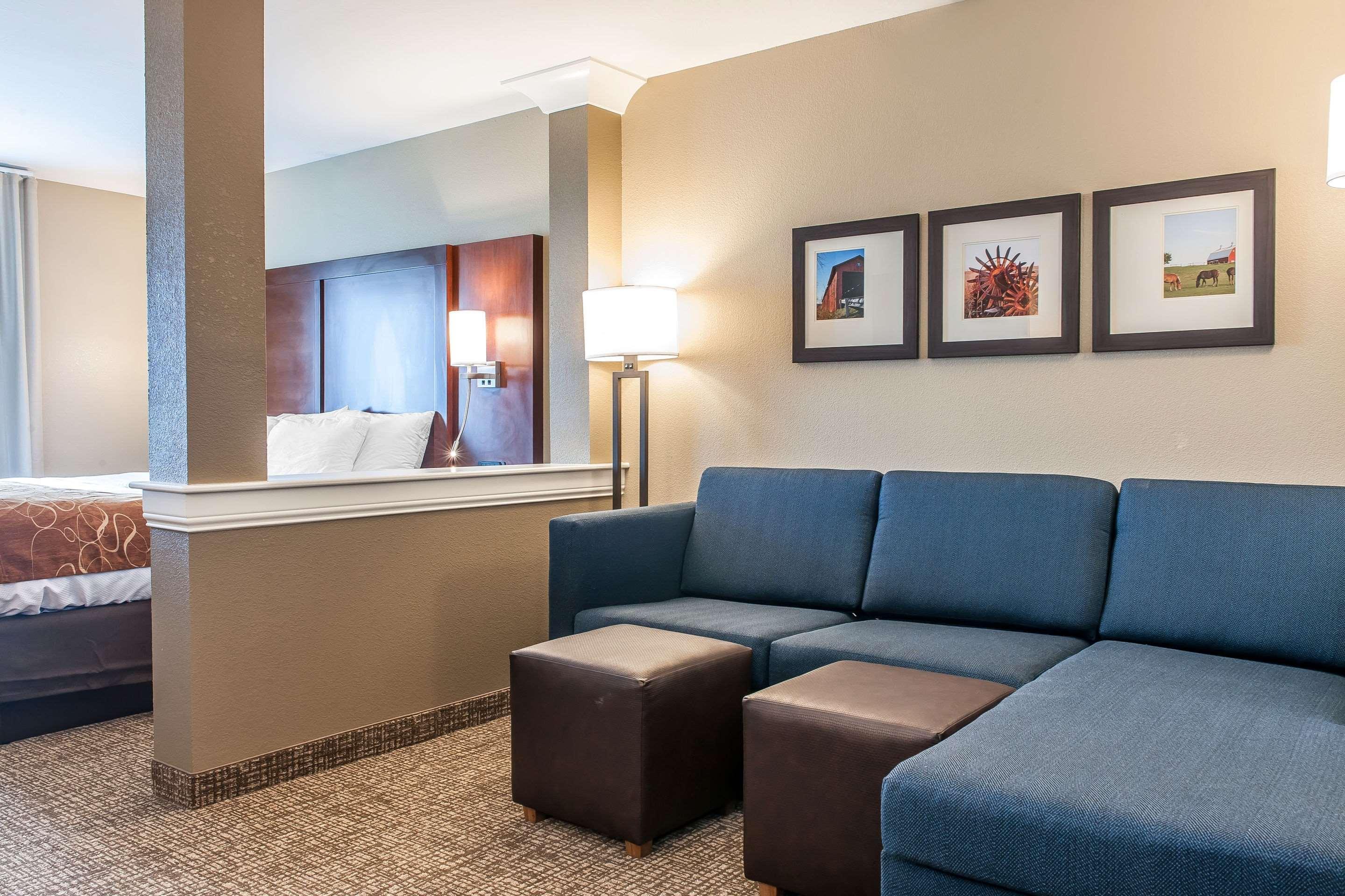 Comfort Suites Rensselaer Near Fair Oaks Kültér fotó