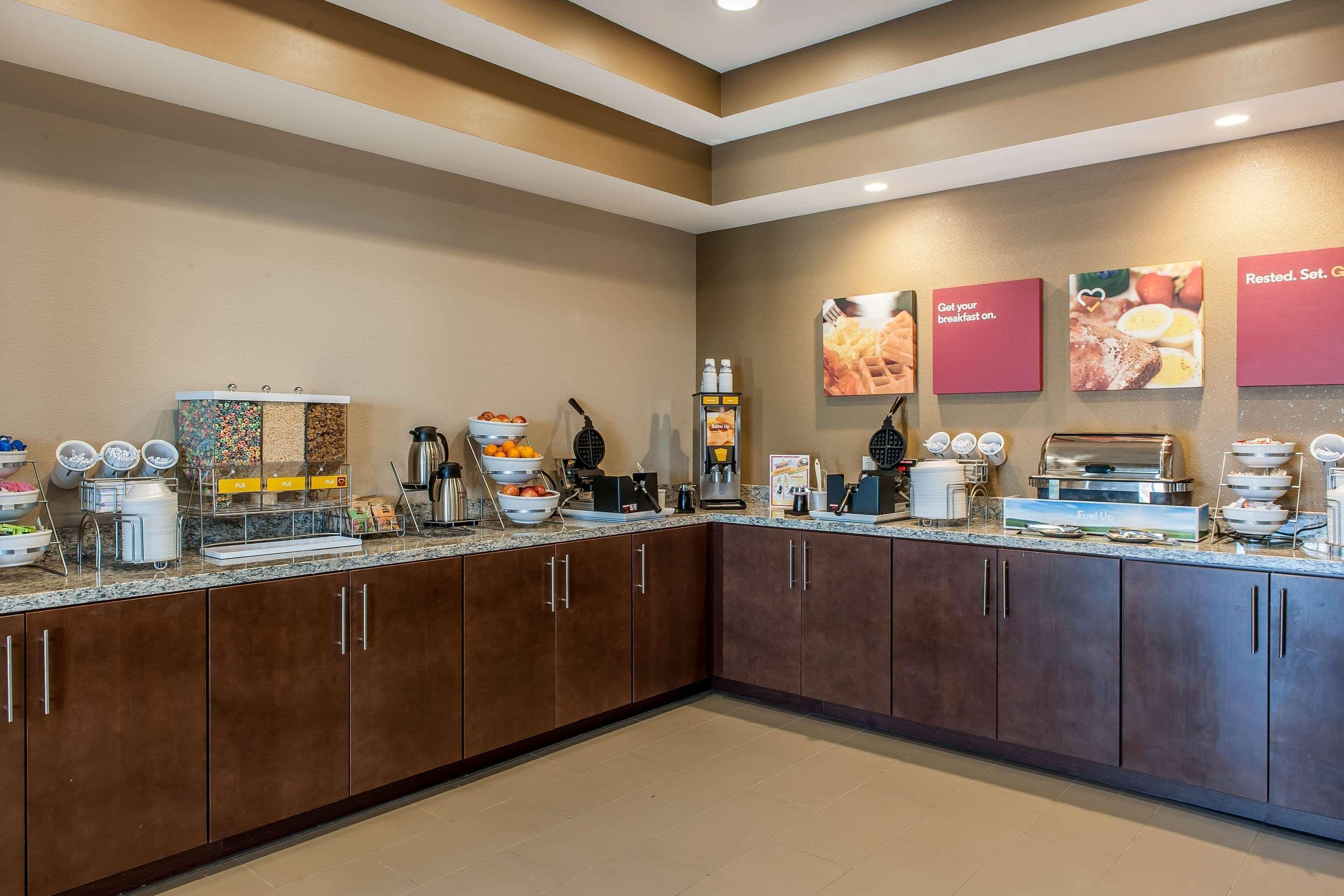 Comfort Suites Rensselaer Near Fair Oaks Kültér fotó