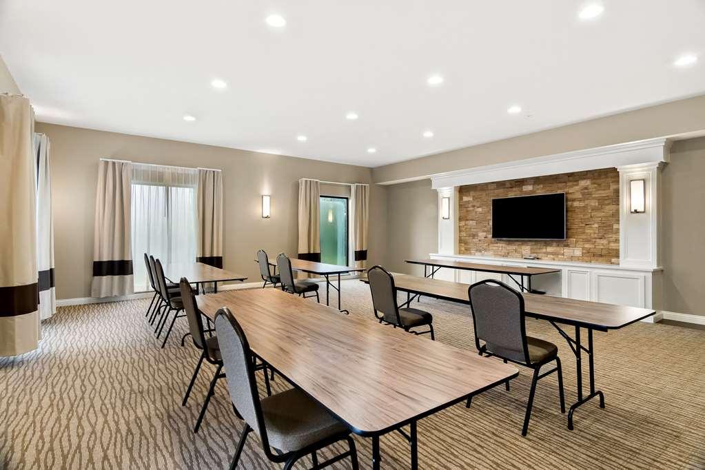 Comfort Suites Rensselaer Near Fair Oaks Létesítmények fotó